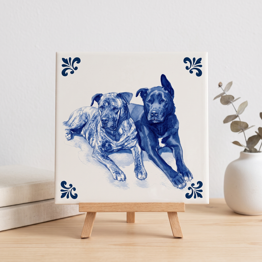 Delfts blauwe tegel twee honden op standaard